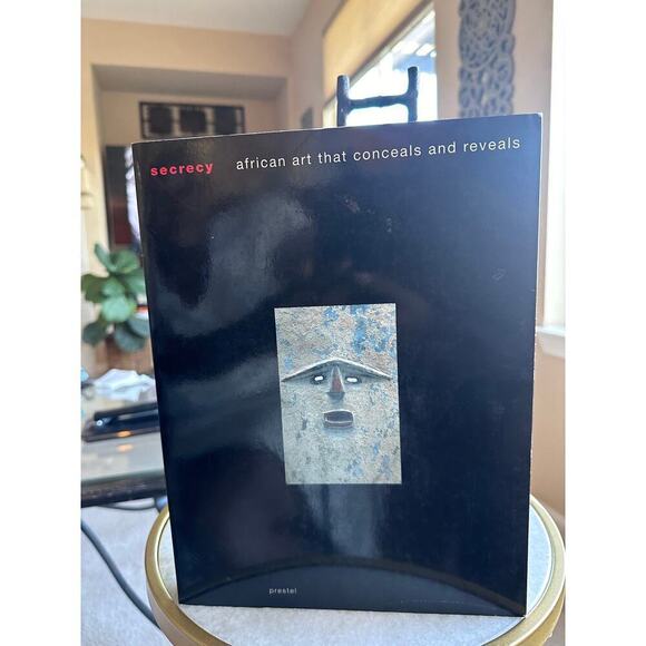 Secrecy African Art that Conceals and Reveals book - Picture 9 of 9